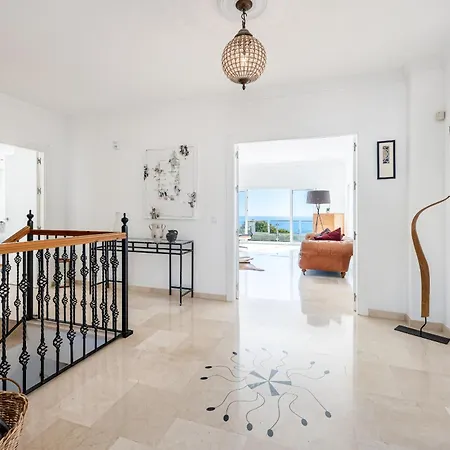 Stunning With Panoramic Views Of The Med Villa Mijas