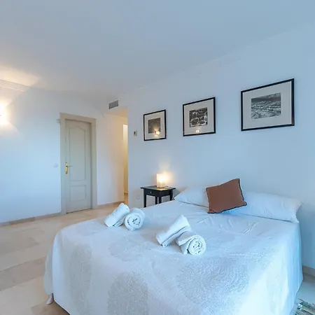 Villa Stunning With Panoramic Views Of The Med